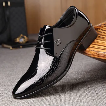 2023 olasz Oxford Cipő Férfi Luxus lakkbőr Esküvői Cipő Hegyes Toe Ruha, Cipő Klasszikus Derbies Plus Size 38-48